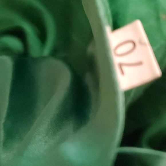 Green dress size 6-9 months - Picture 6 of 6